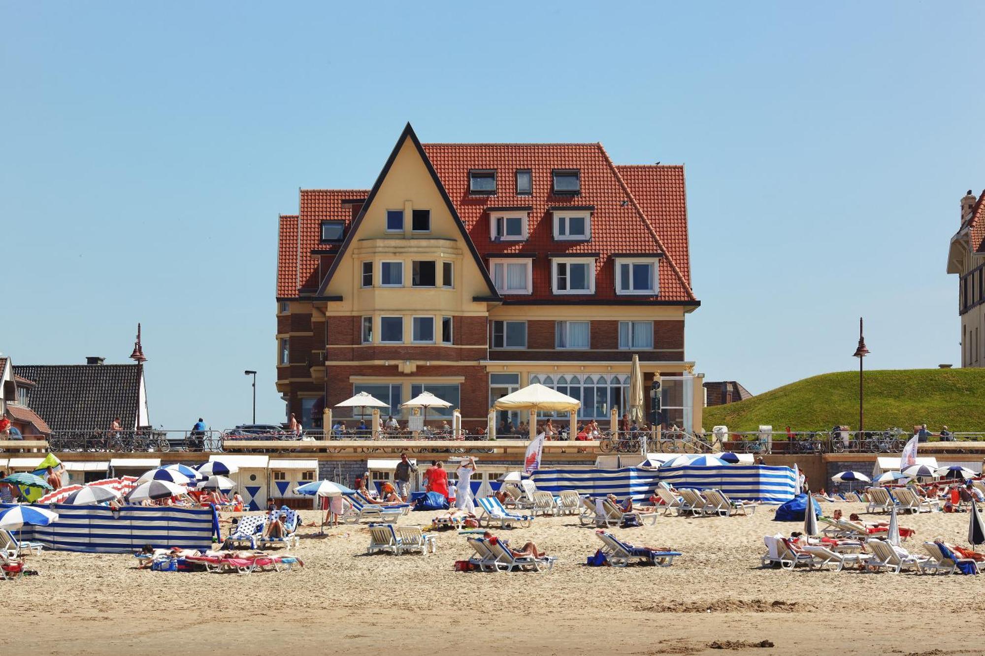 Beach Hotel De Haan Exteriör bild