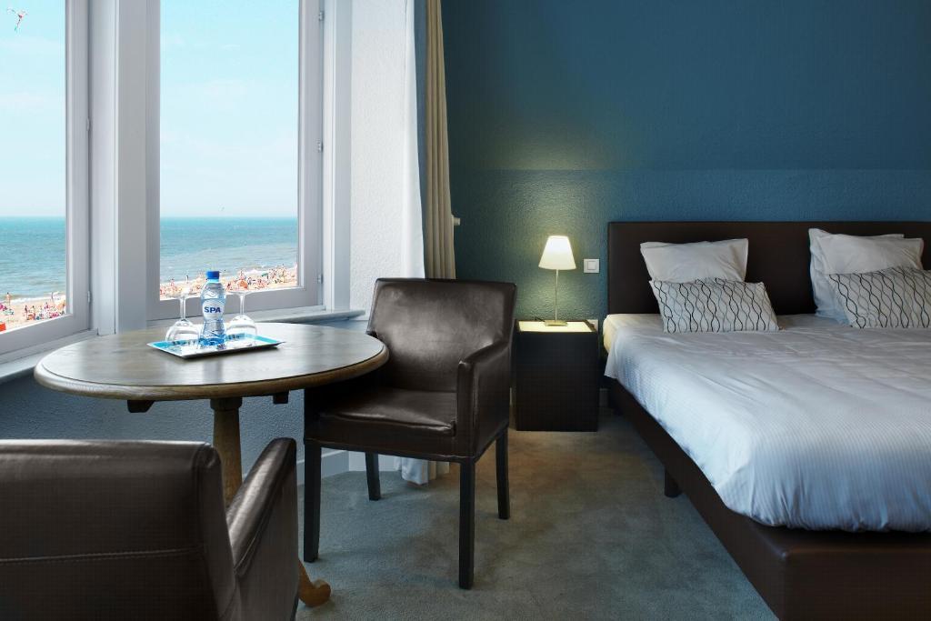 Beach Hotel De Haan Rum bild