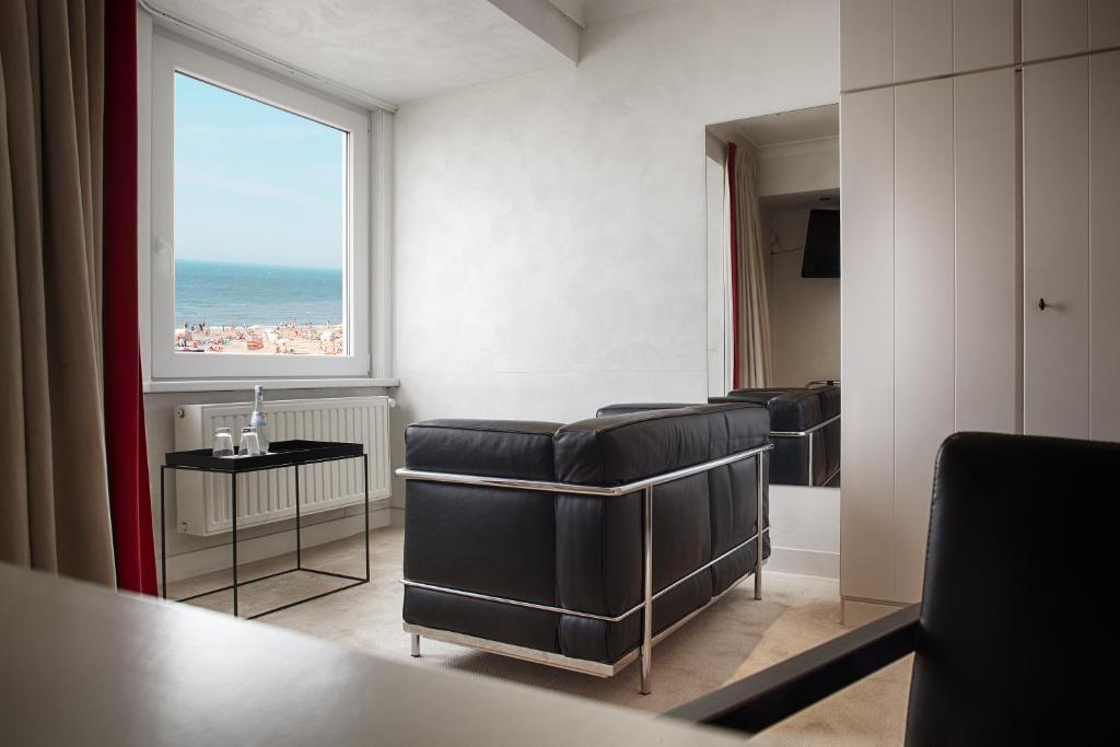 Beach Hotel De Haan Rum bild